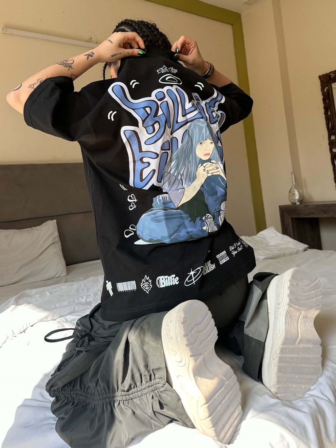Burger Bae - The Billie Eilish Cartoon Art Drop Sleeved Tee For Men And Women
