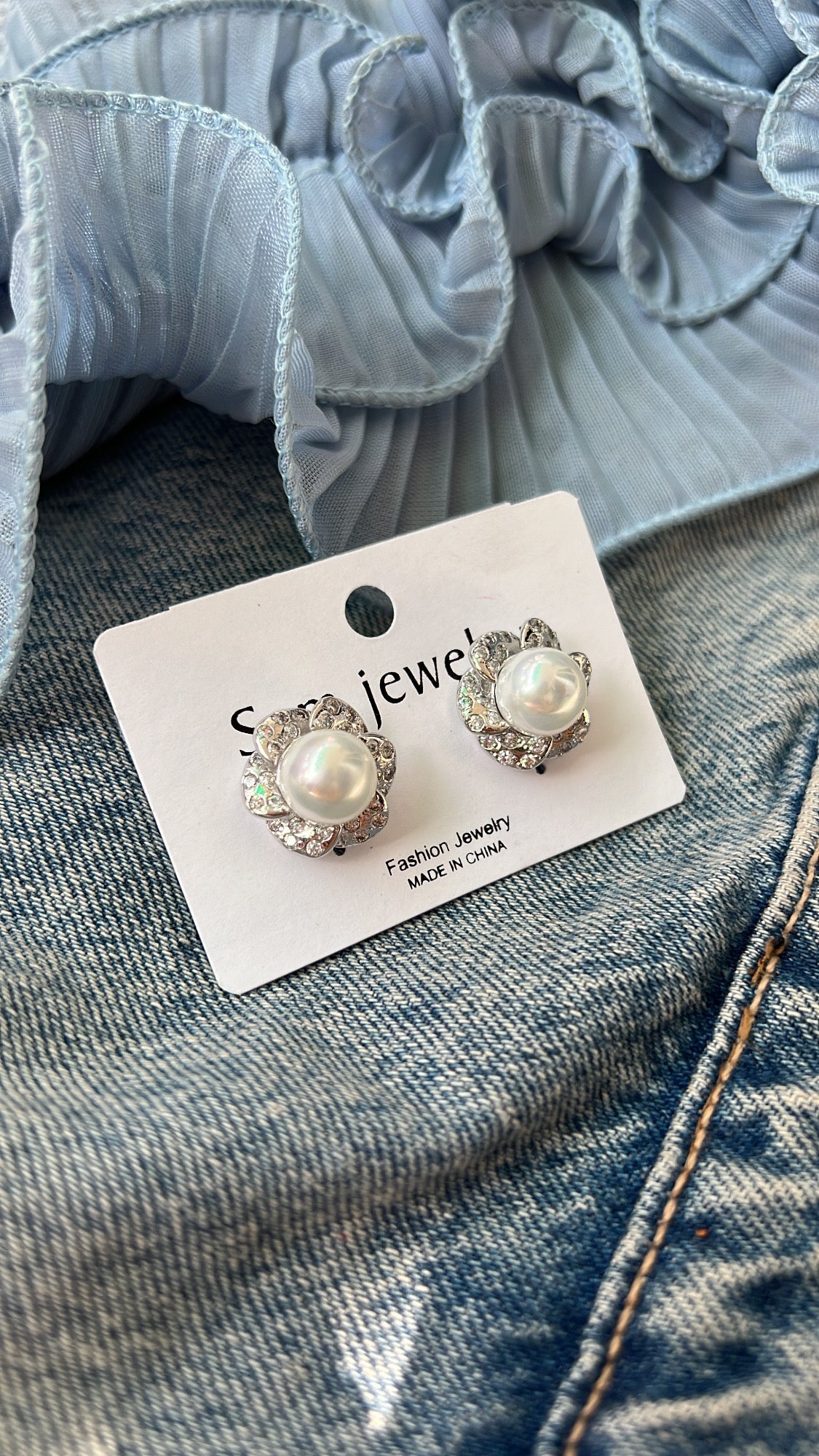 Coz pearl studs