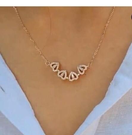 Pretty Silver Plated Chain With Pendant