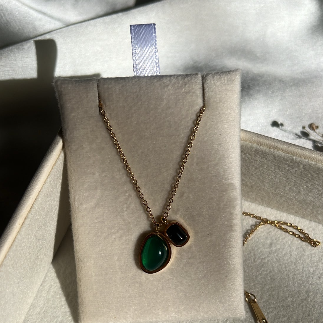 Bethel Shell Stone Neckpiece