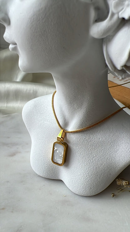 Ria marble pendant
