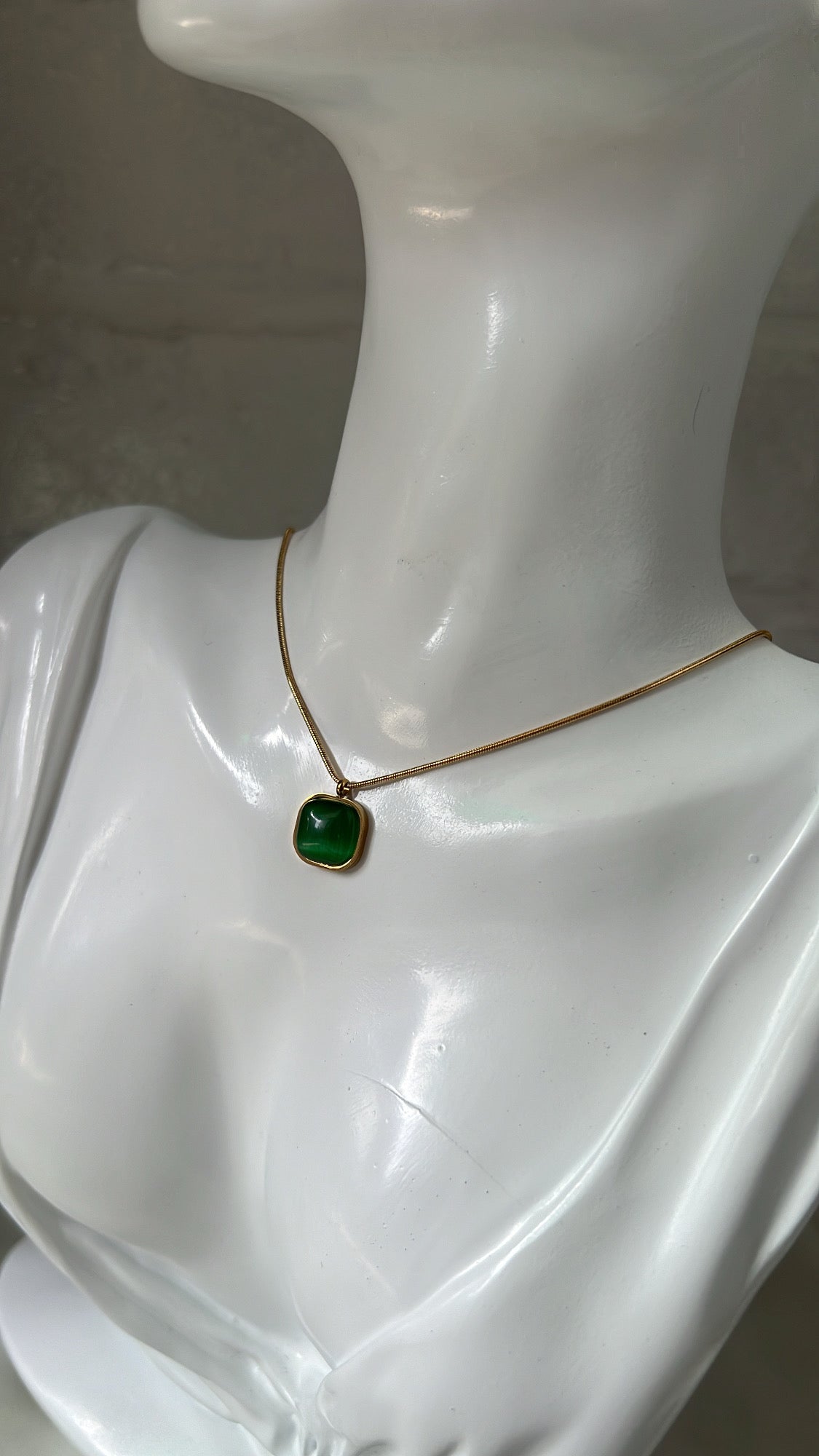 Everheart Shellstone Neckpiece
