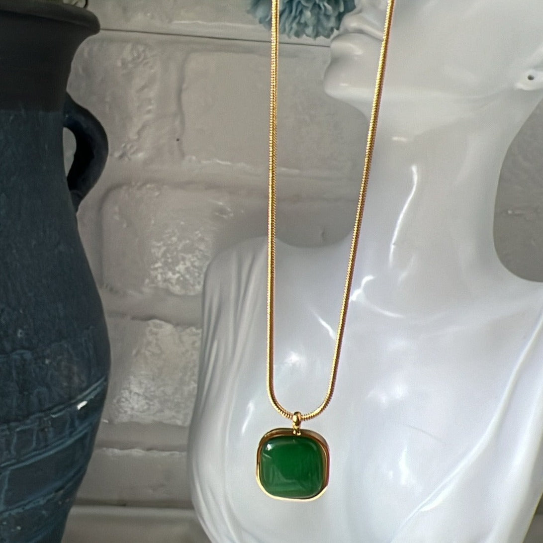 Everheart Shellstone Neckpiece