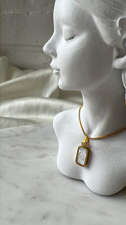 Ria marble pendant