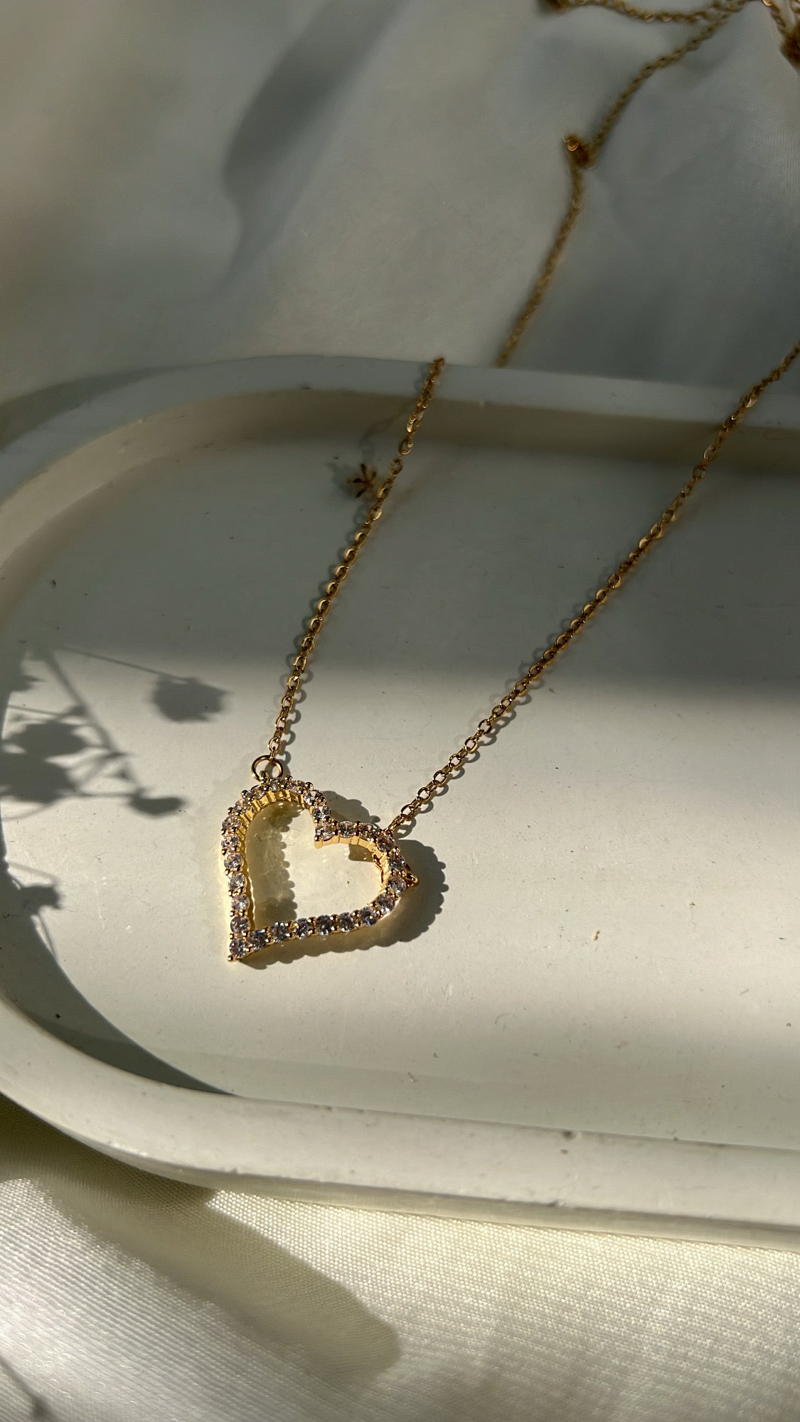 Norah Neckpiece