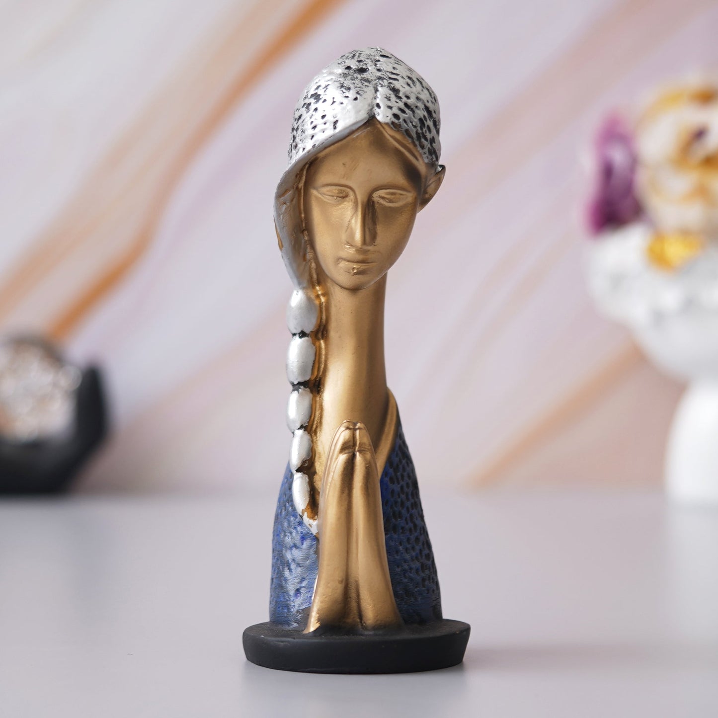 Silver and Golden Polyresin Handcrafted Women Praying Statue Human Figurine