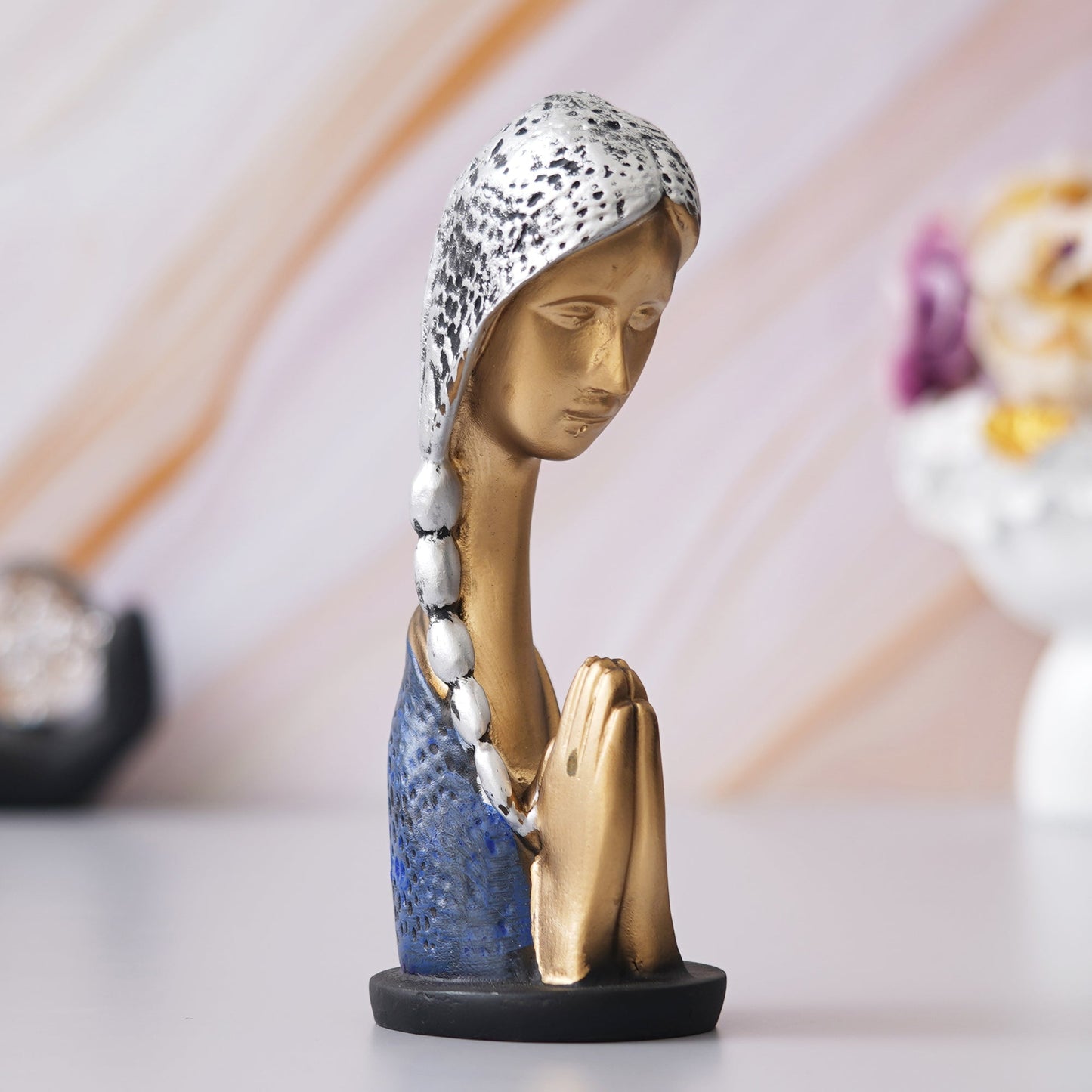 Silver and Golden Polyresin Handcrafted Women Praying Statue Human Figurine