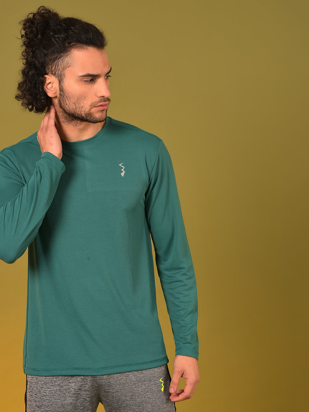 Campus Sutra - Solid Activewear T-Shirt