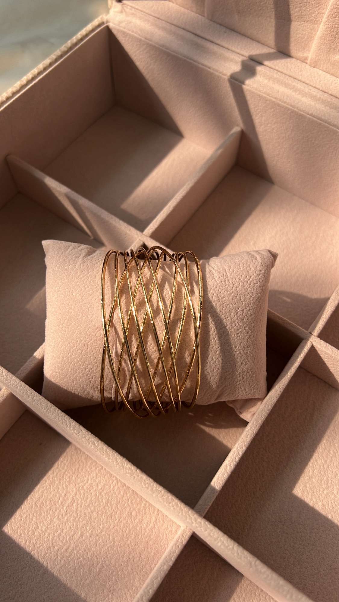 Haven gold cuff
