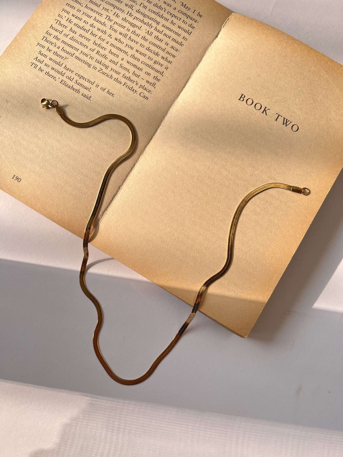 Lynn snake chain
