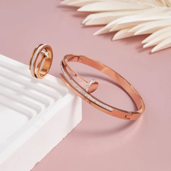 Minimal Bracelet
