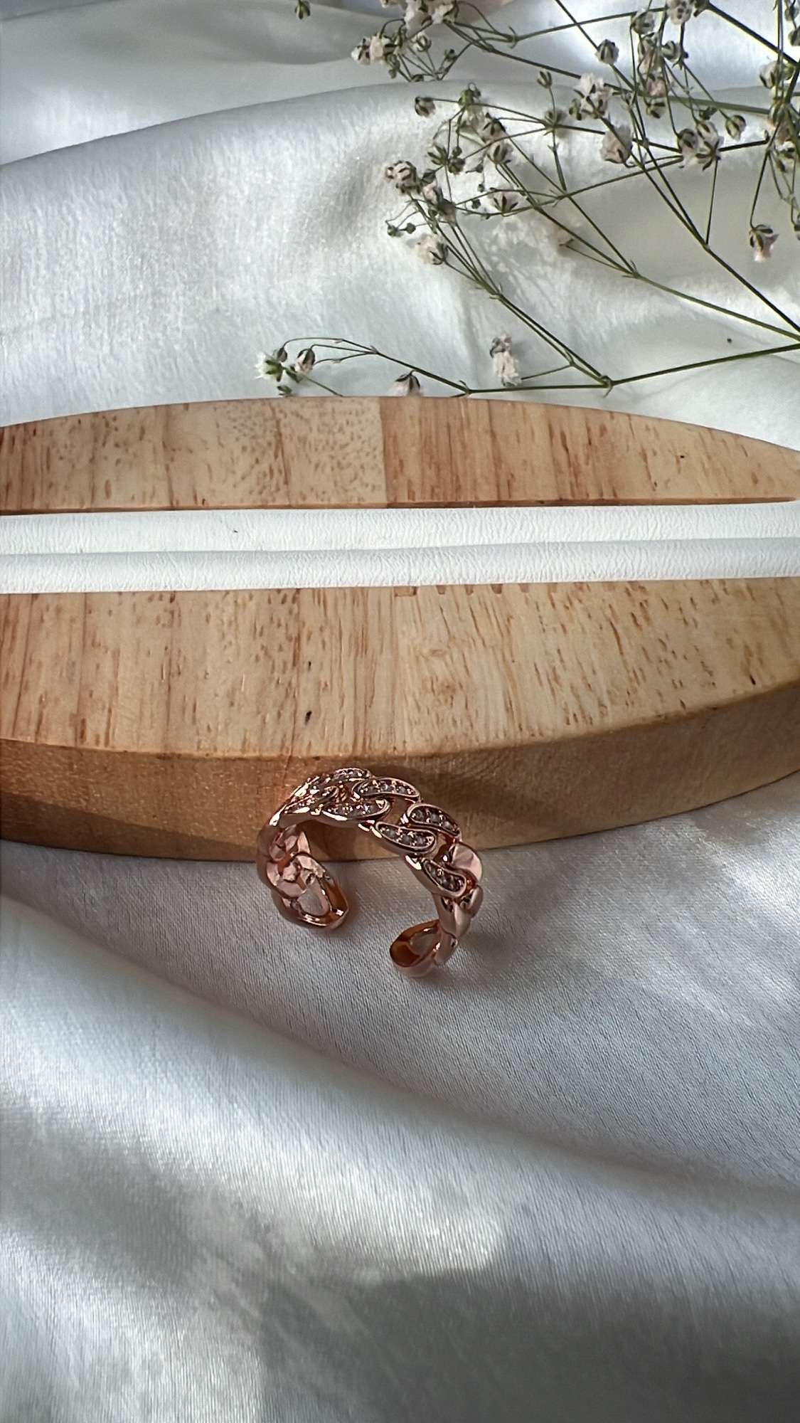 Amayah Minimal Ring