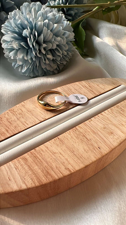 Enid band ring