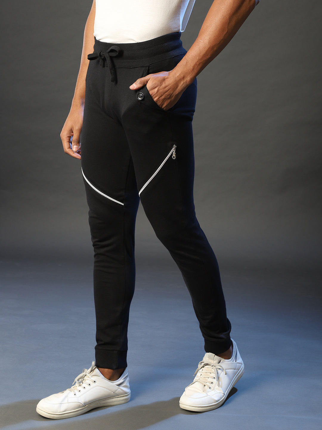 Campus Sutra - Solid Trackpants With Contrast Zipper Details