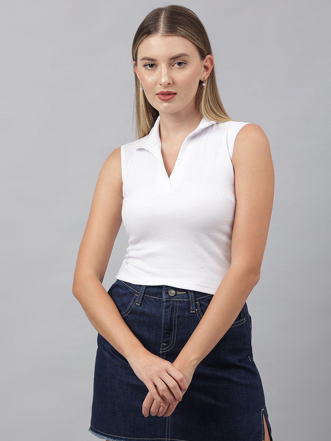 Color Capital - White Collared Top