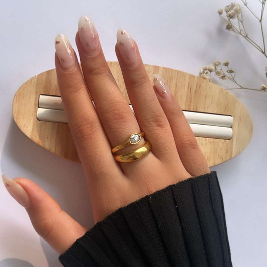 Stella white ring