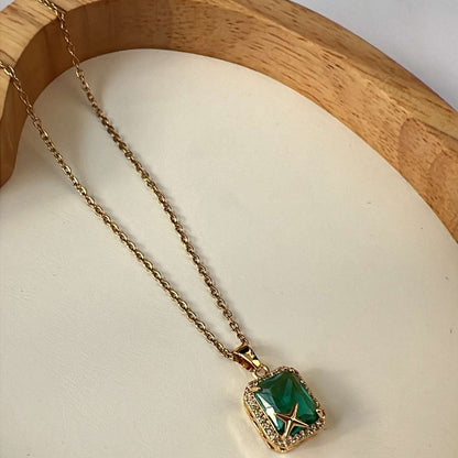 Bria green neckpiece