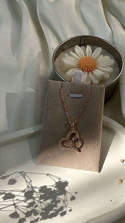 Raya neckpiece