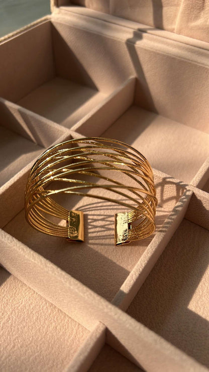Haven gold cuff