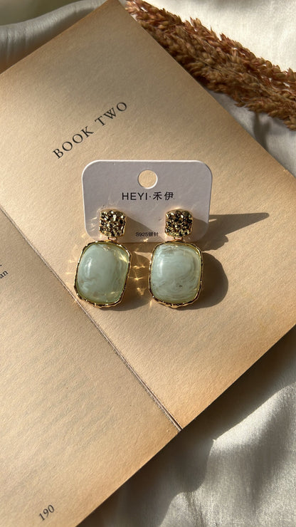 Cait Drop Earrings