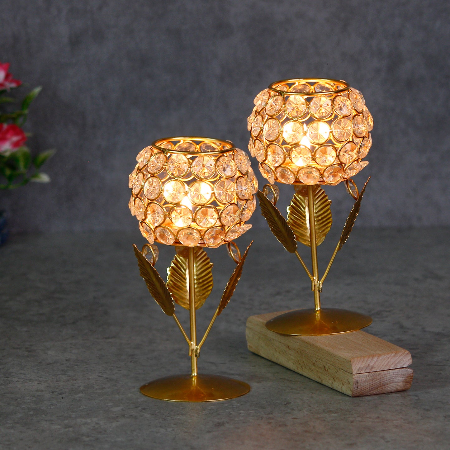 Set of 2 Glass With Leaf Shape Crystal Tea Light Holder