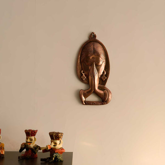 Welcome Lady Metal Wall Hanging