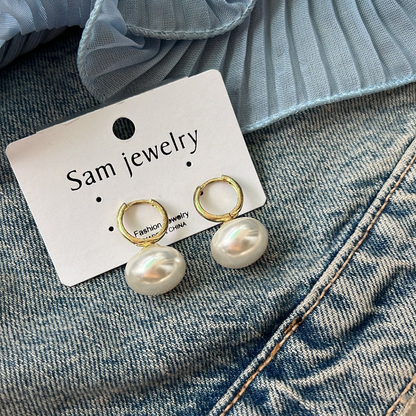 Ally Pearl Earrings