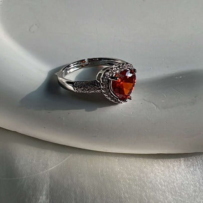 Chic heart ring