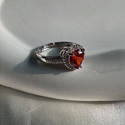 Chic heart ring