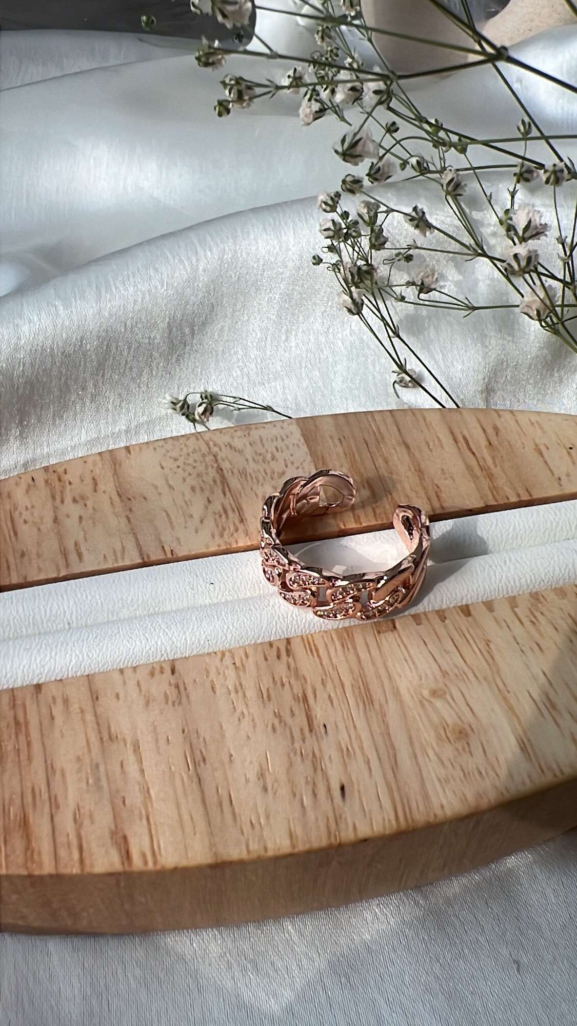 Amayah Minimal Ring