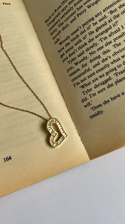Holly heart chain