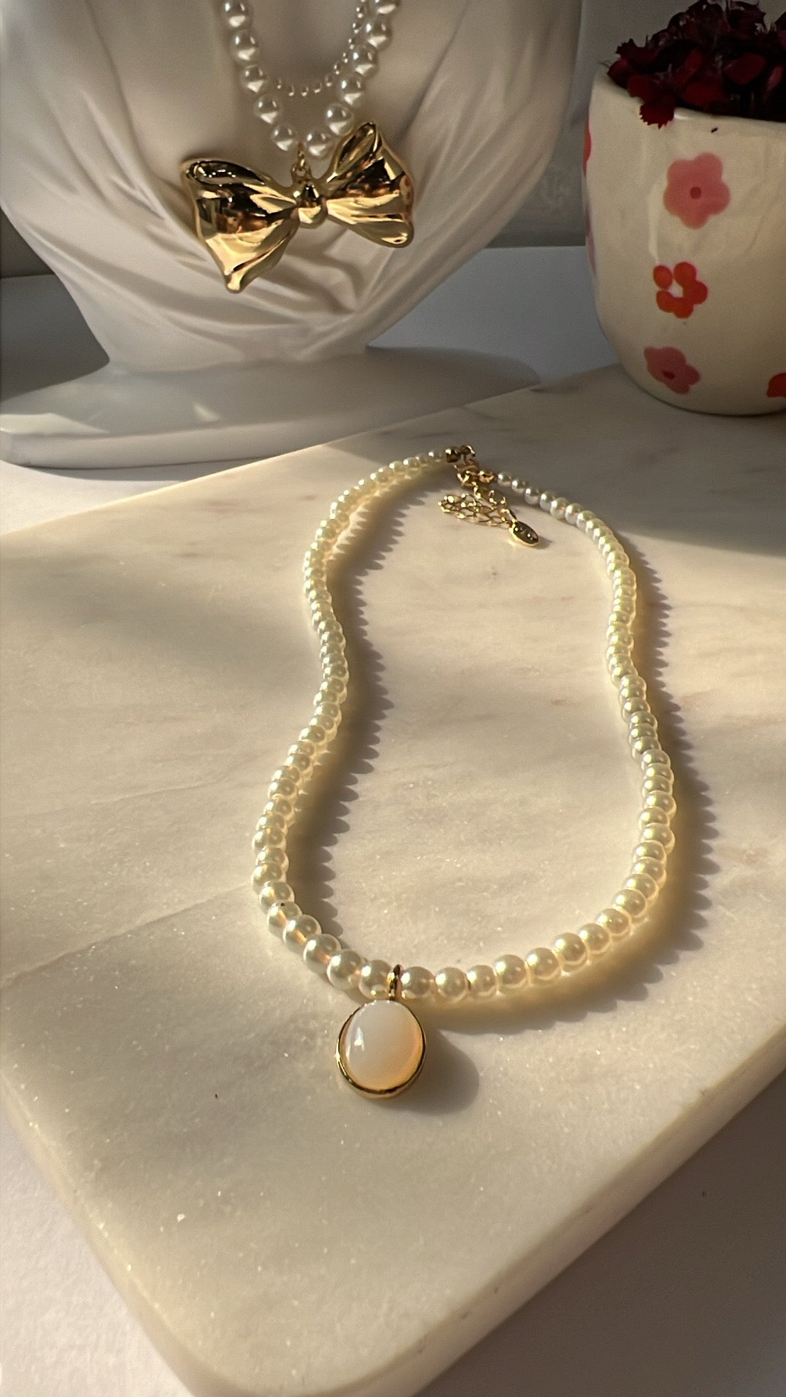 Ace Pearl Neckpiece