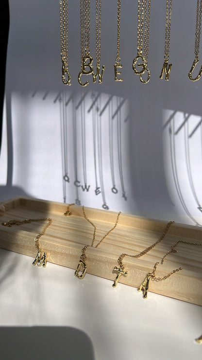 Molten Initial Chains