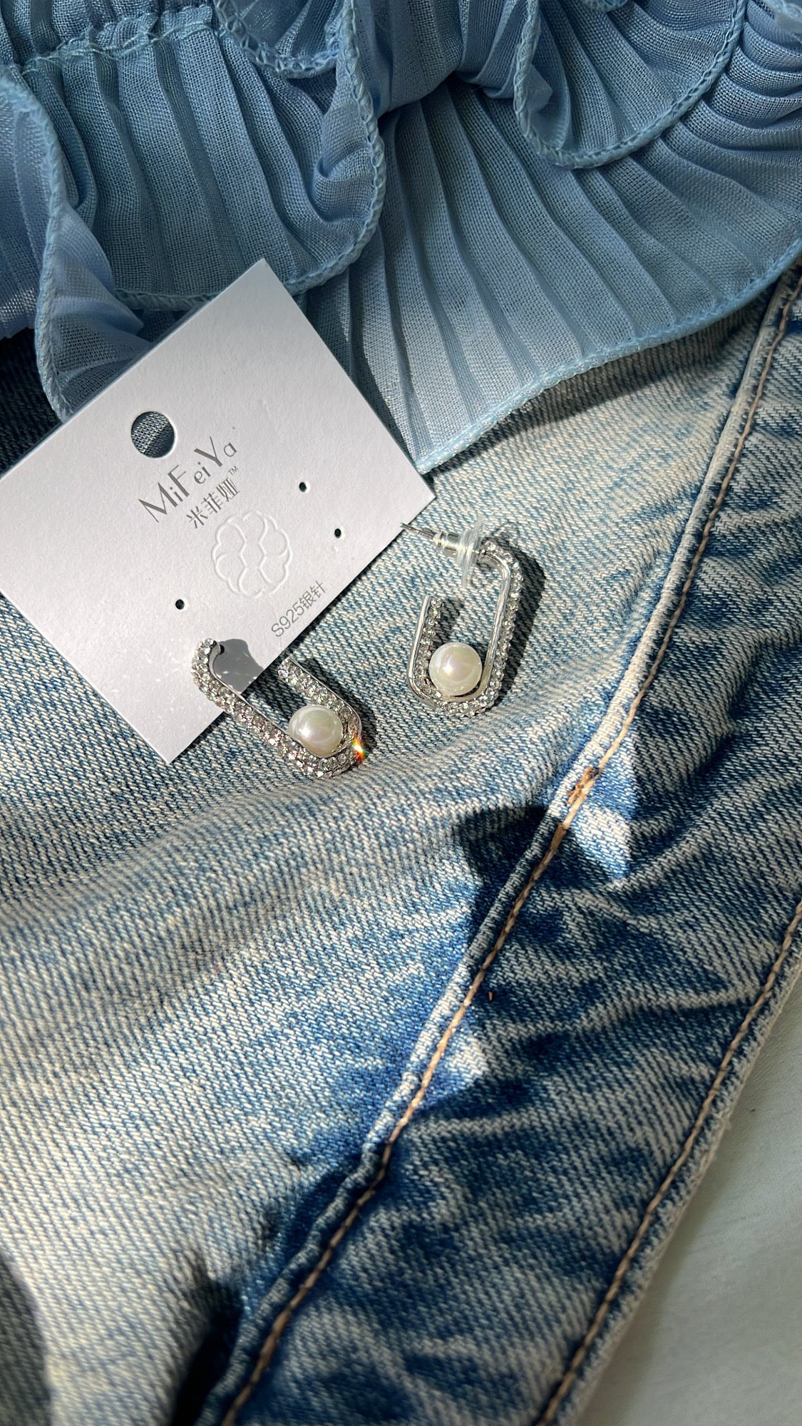 Olivia pearl earrings