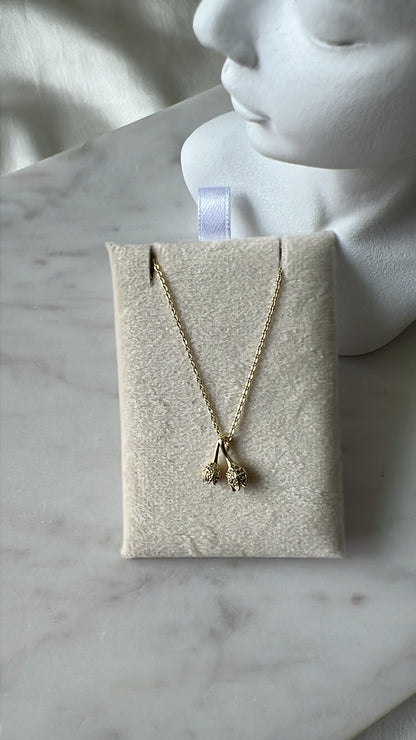 Tulip neckpiece