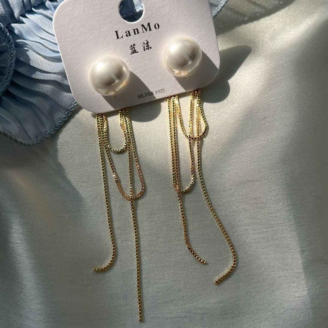 Rylii Pearl Earrings