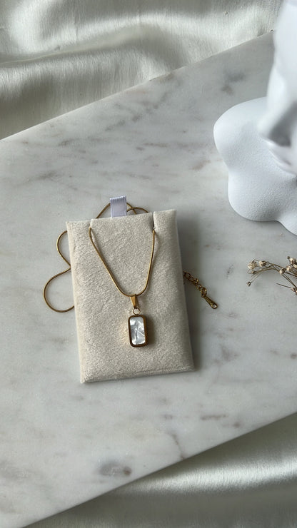 Ria marble pendant