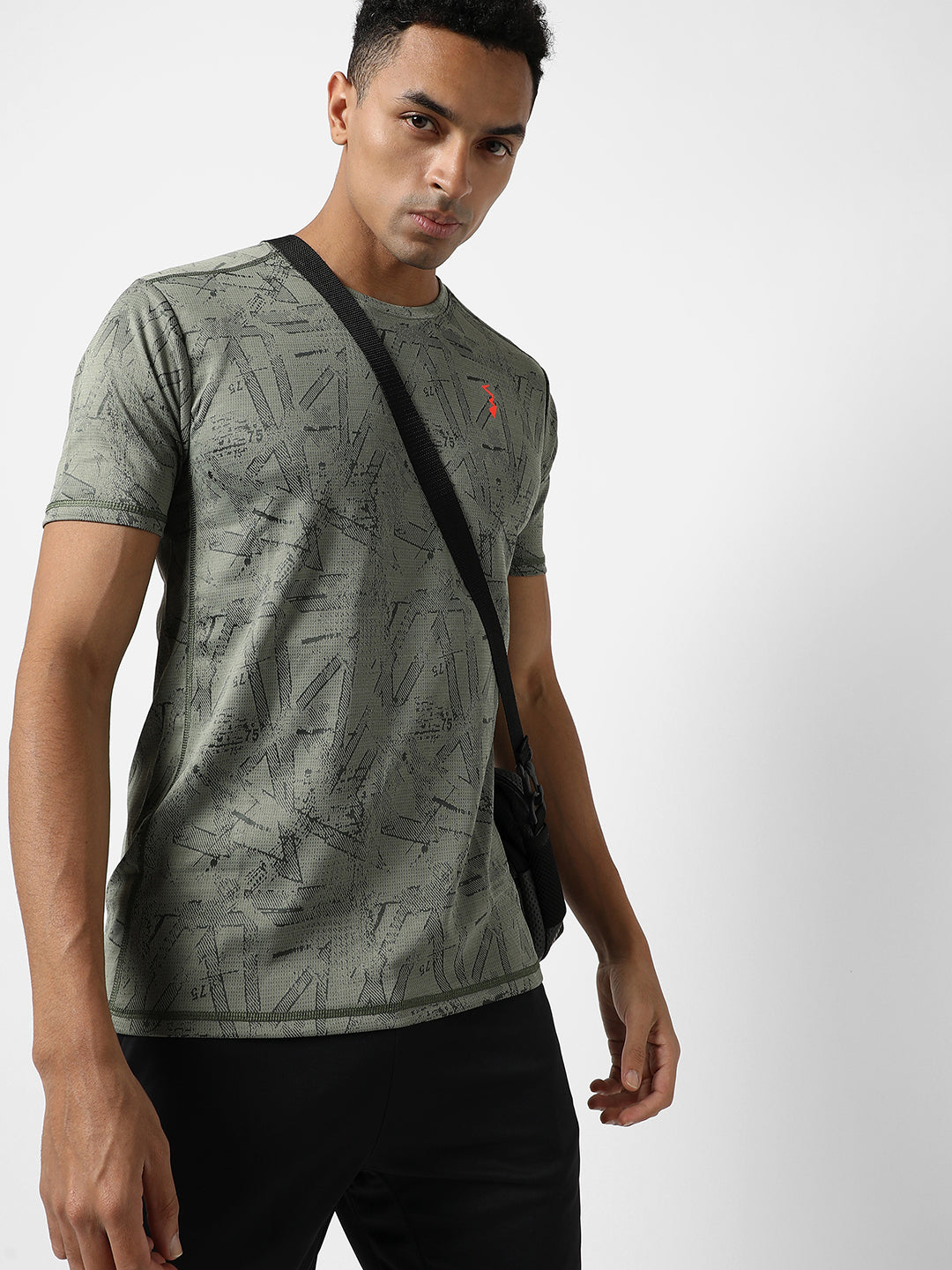 Campus Sutra - Printed Activewear T-Shirt