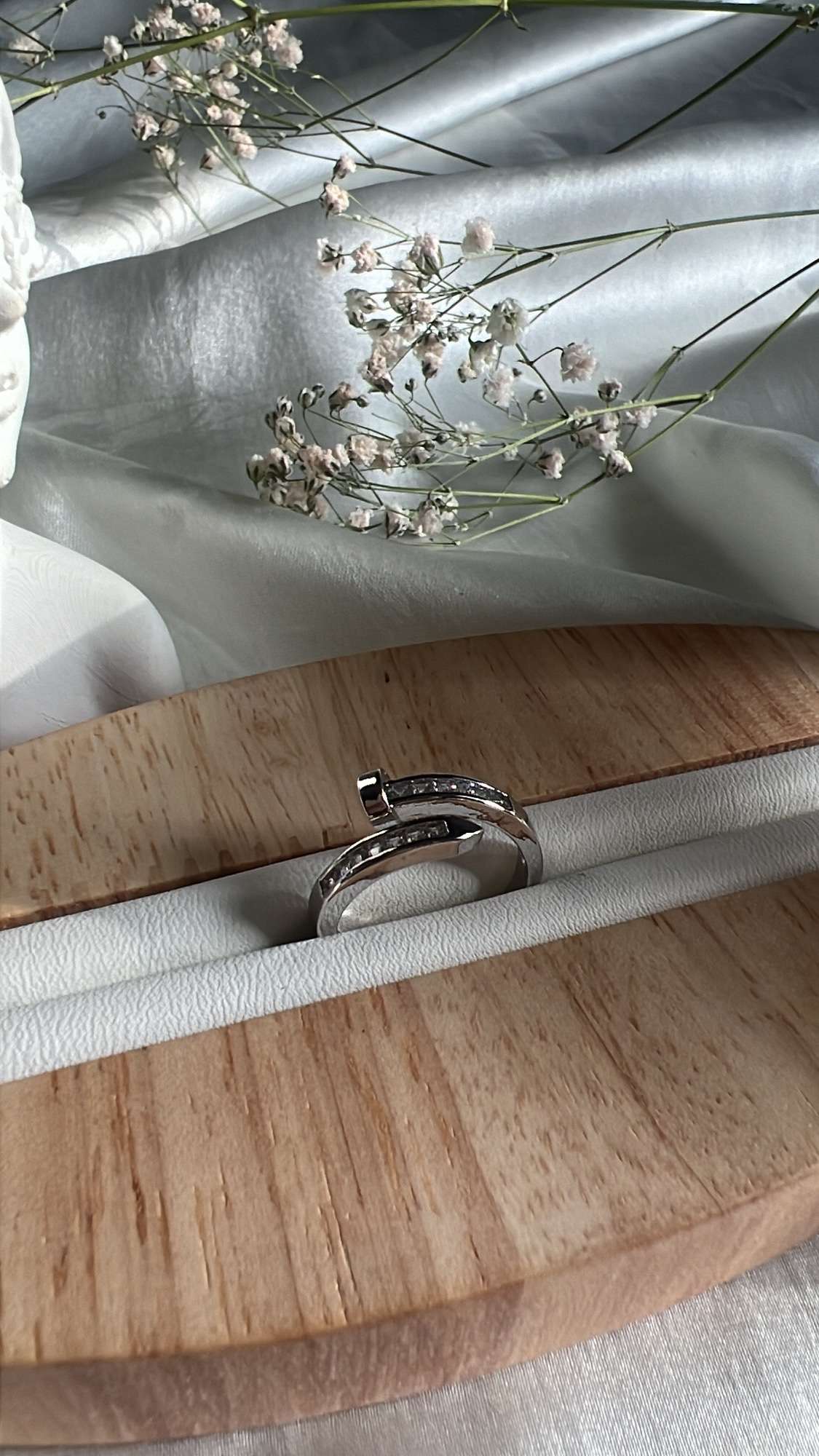 Nail minimal ring