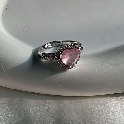 Chic heart ring