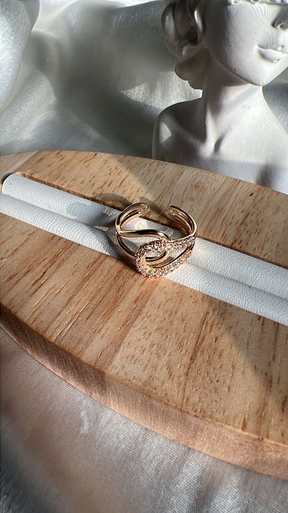 Mione minimal ring