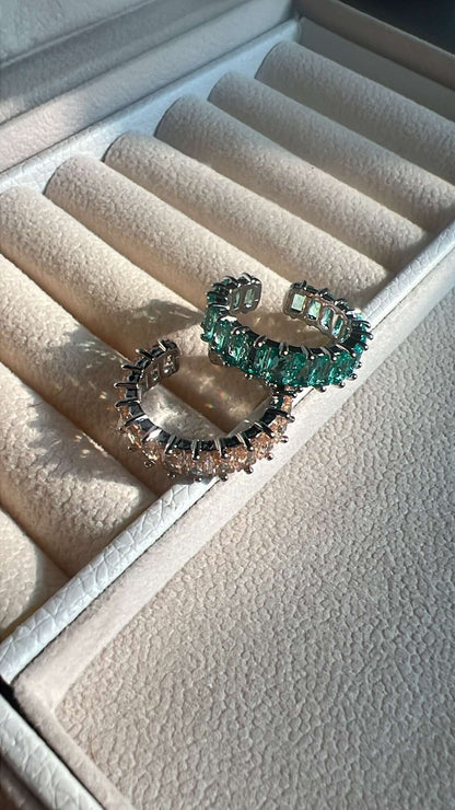 Theme baguette rings