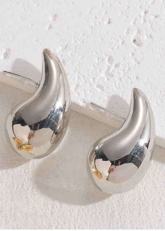 Just Lil Things - Liquid Silver Drops Earrings