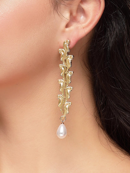 KARATCART Gold Plated kundan Drop Gold Earrings for Women
