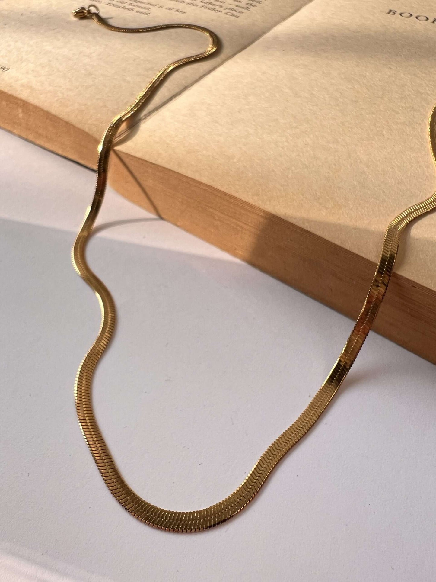 Lynn snake chain