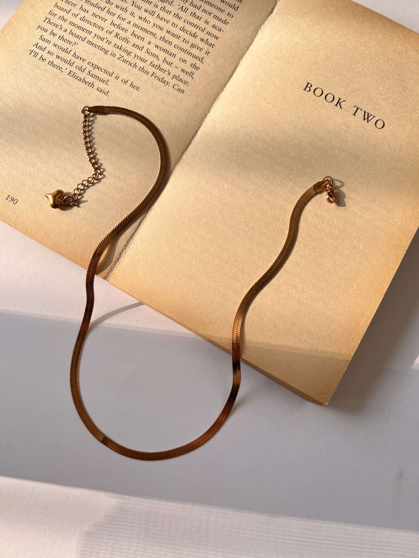Lynn snake chain