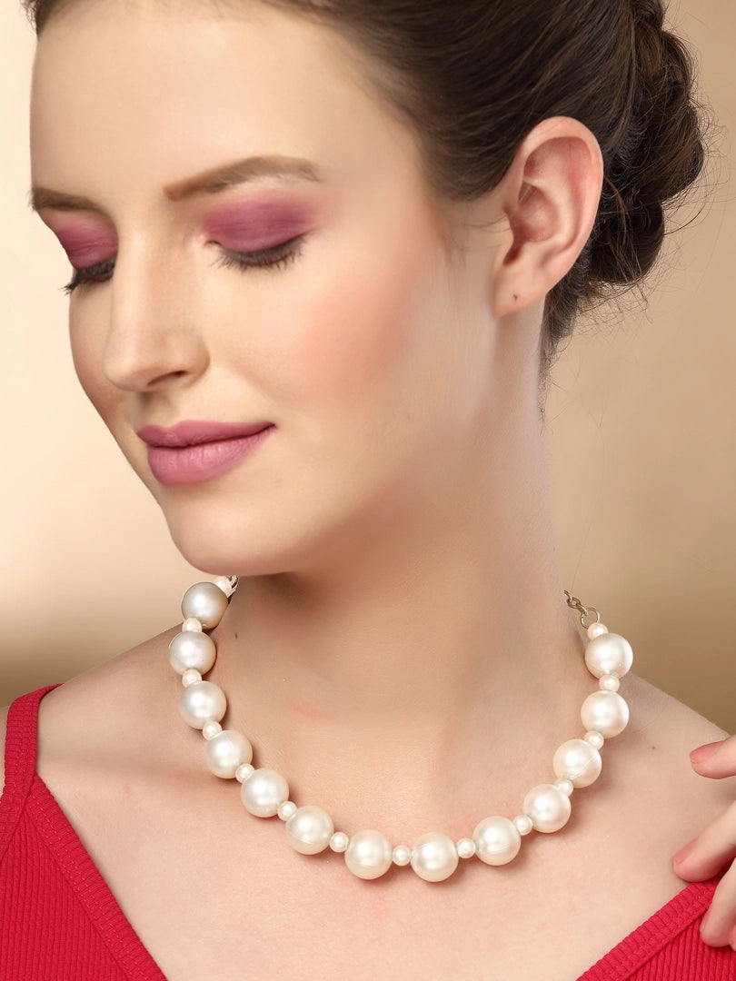 Bohey by KARATCART Round Pearl Classic Necklace for Women