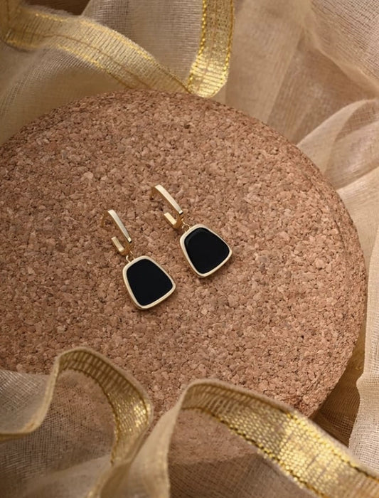 Gold-plated Geometric Square Black Temperament Drop Earrings