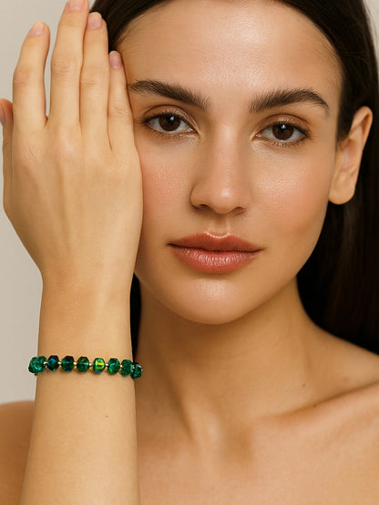 Bohey by KARATCART Sparkling Green Crystal Adjustable Chain Bracelet for Women